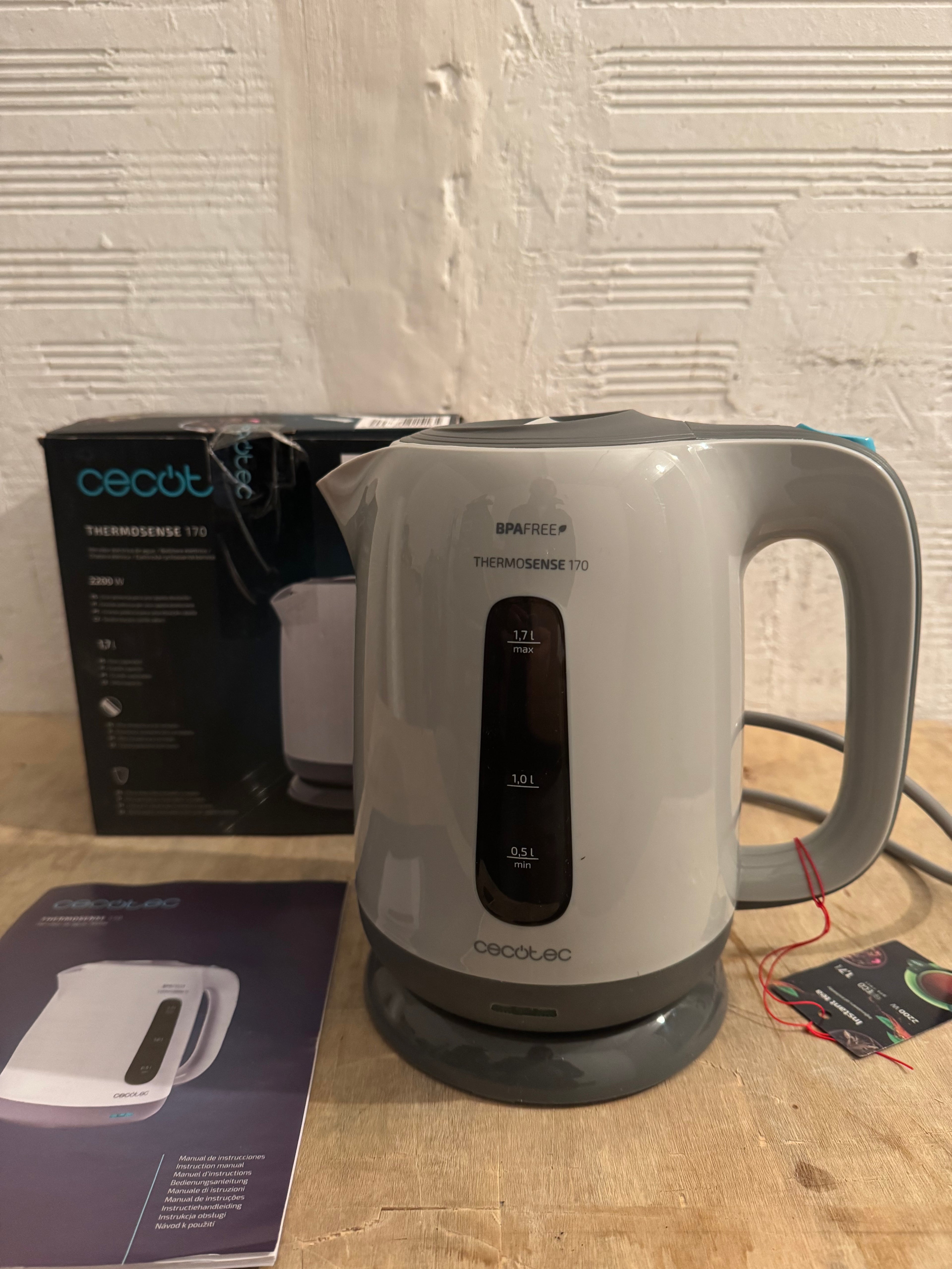 Hervidor agua Cecotec ThermoSense 170