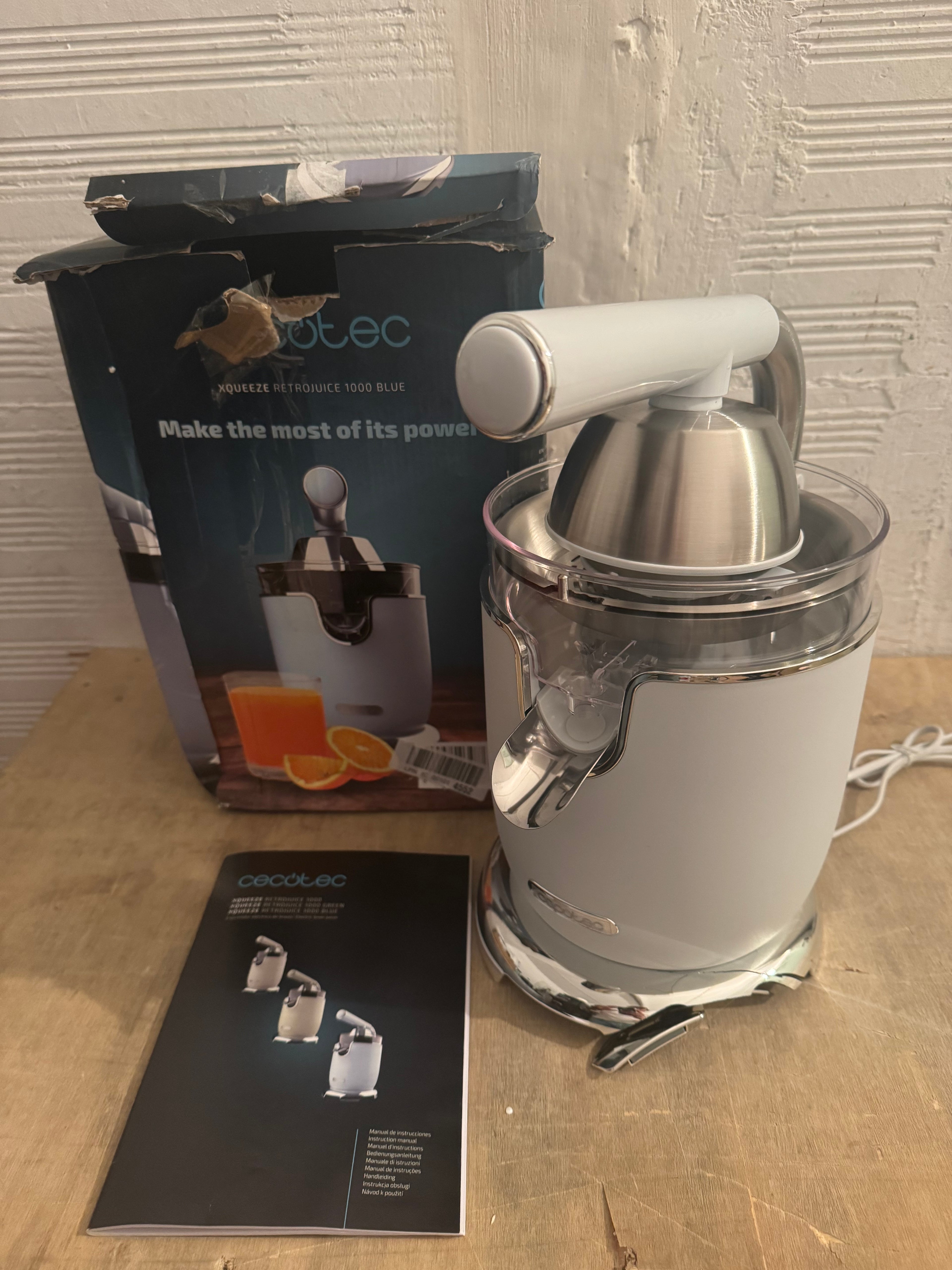 Exprimidor brazo Cecotec Xqueeze RetroJuice 1000 Blue