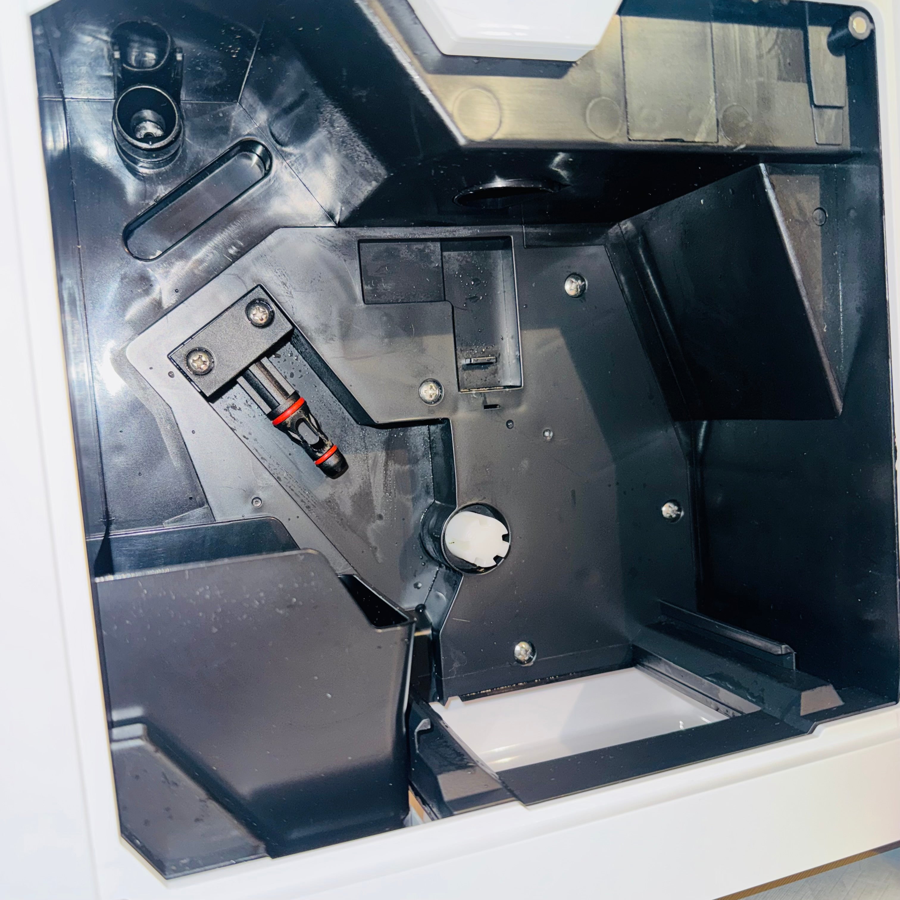 Cafetera superautomática Cecotec Cremmaet Compactccino Connected