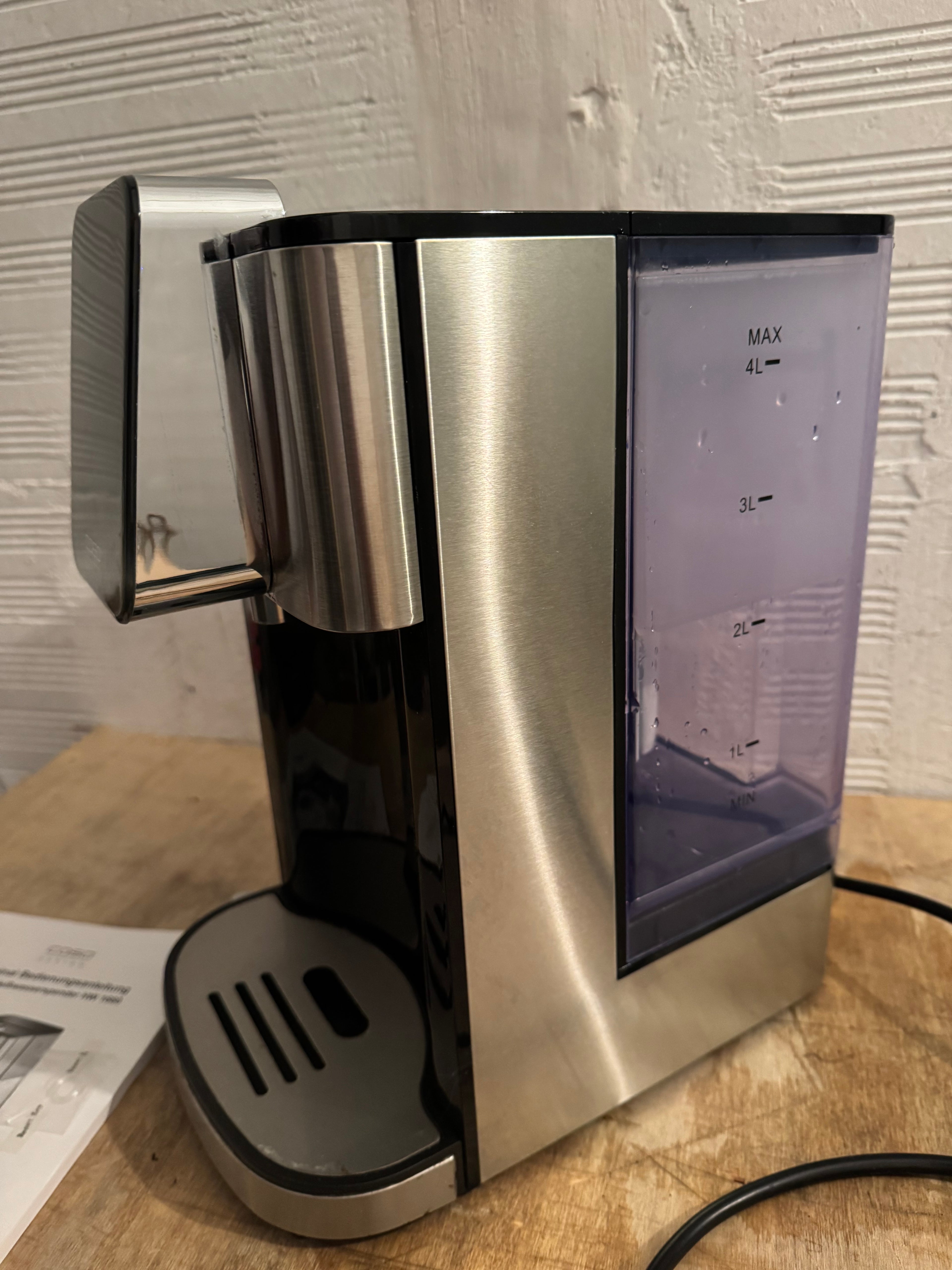 Hervidor dispensador agua caliente Caso HW 1660