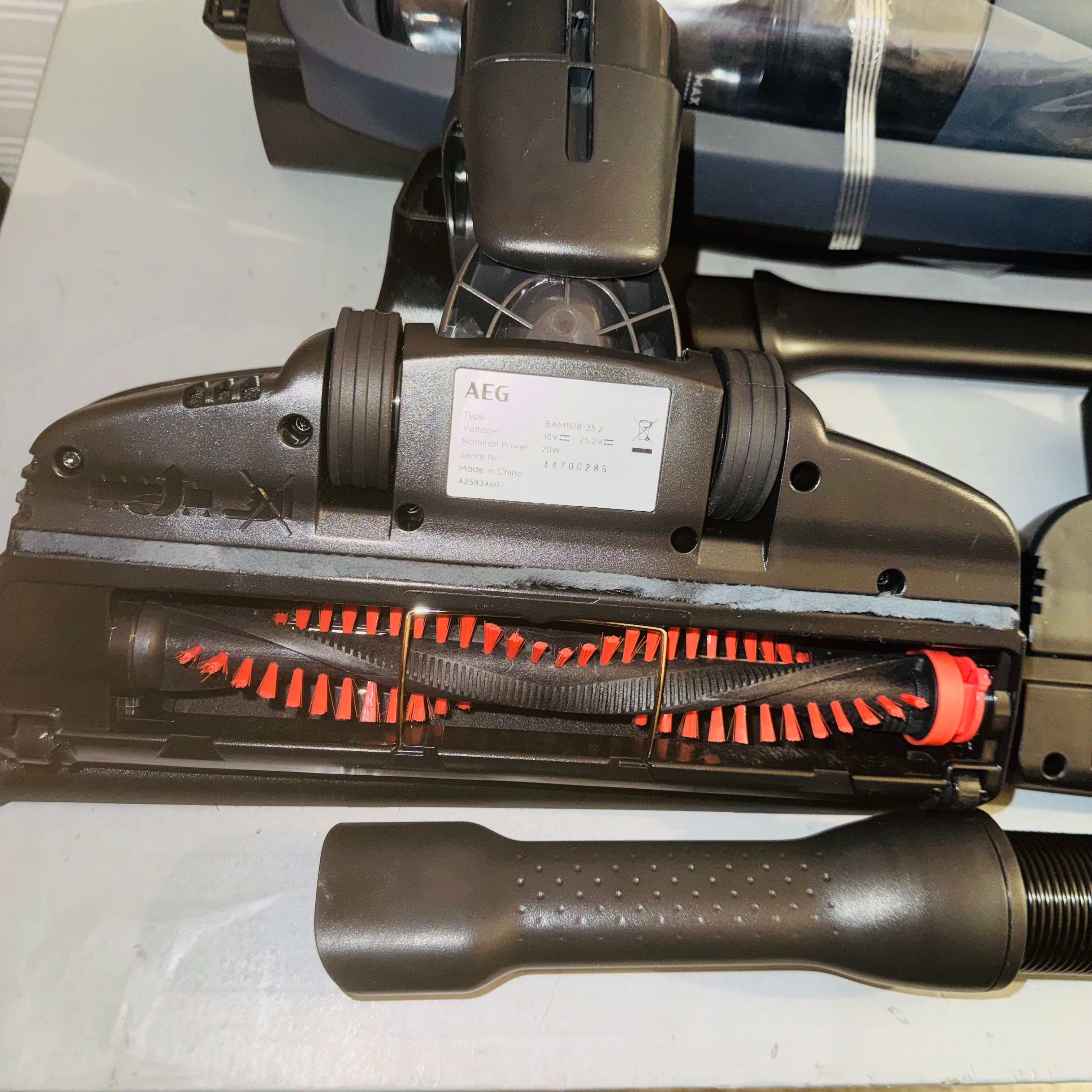 Aspiradora AEG QX7-1-I360 sin cable