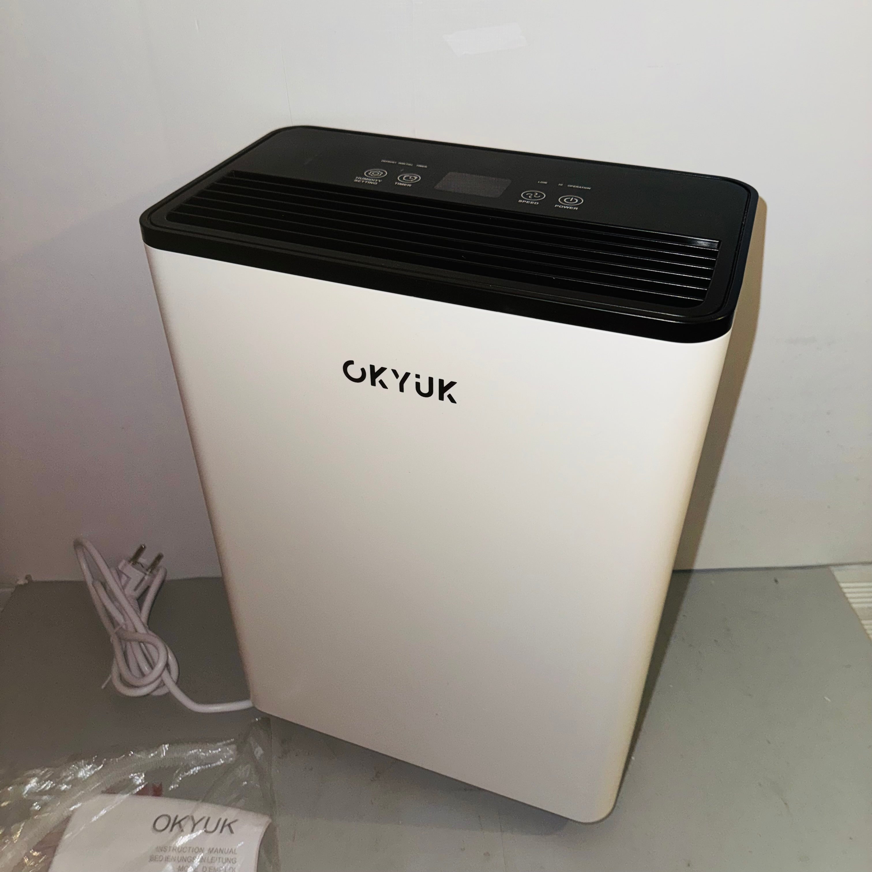 Deshumidificador 12L con Indicador Digital