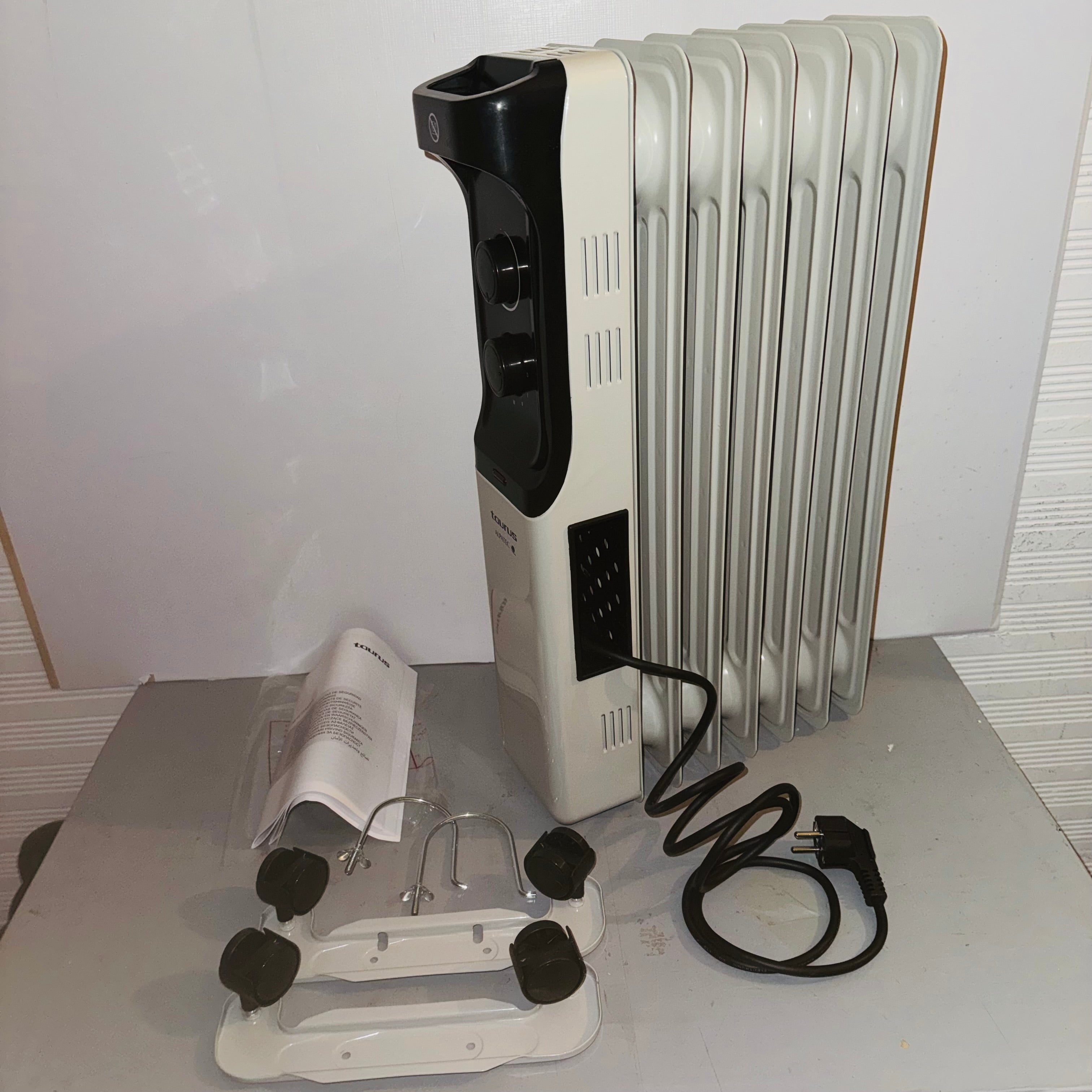 Radiador de aceite Taurus Dakar 1500 W