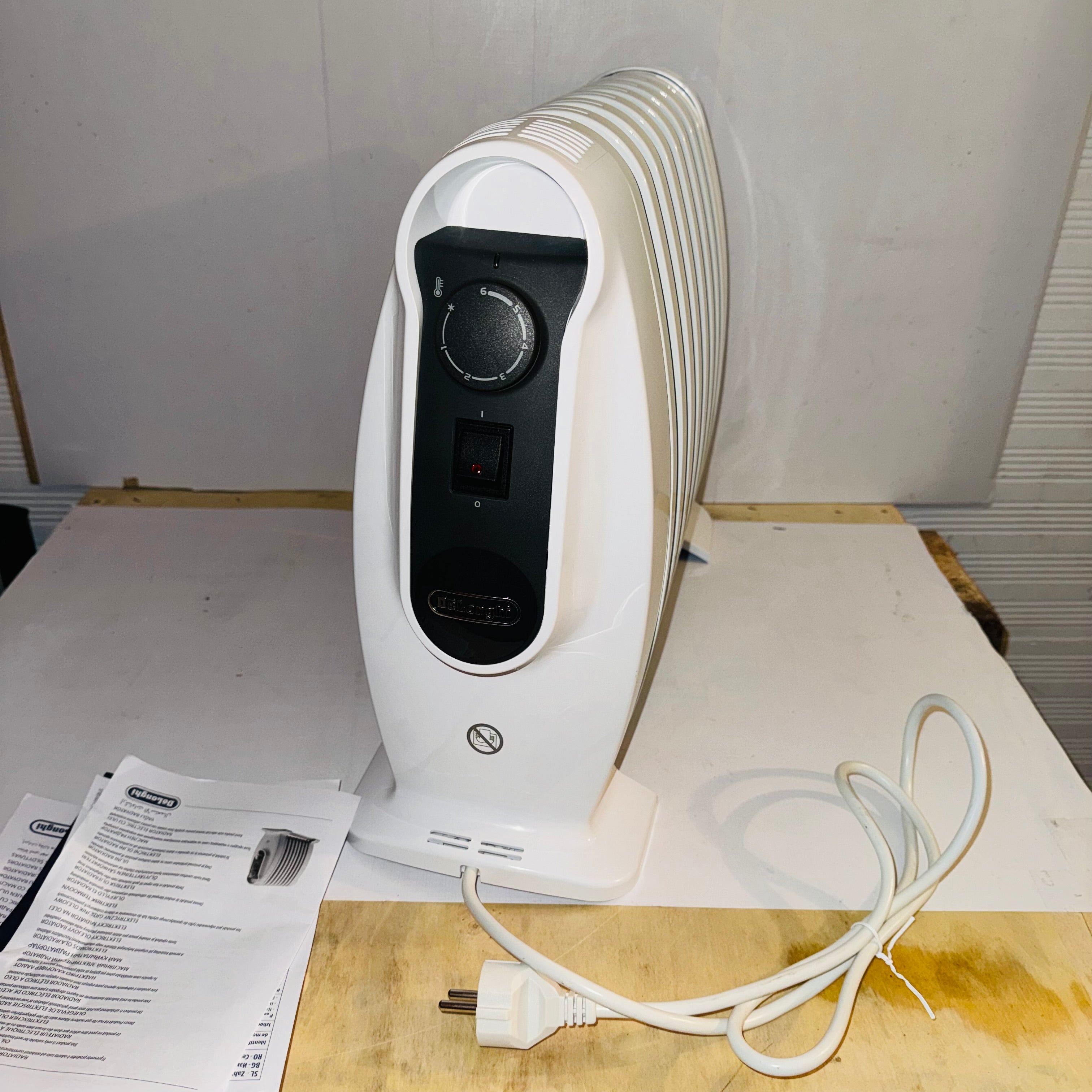 Radiador de aceite De'Longhi TRNS 0808M