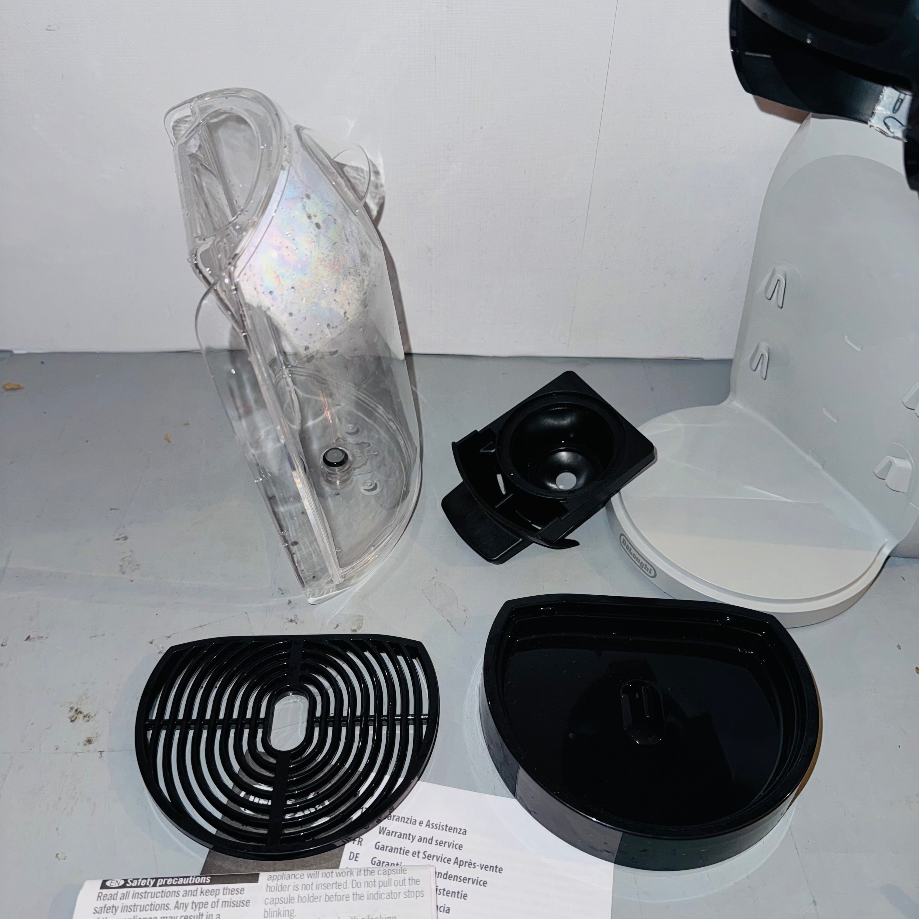 Cafetera cápsulas De’Longhi Mini Me EDG155.BG