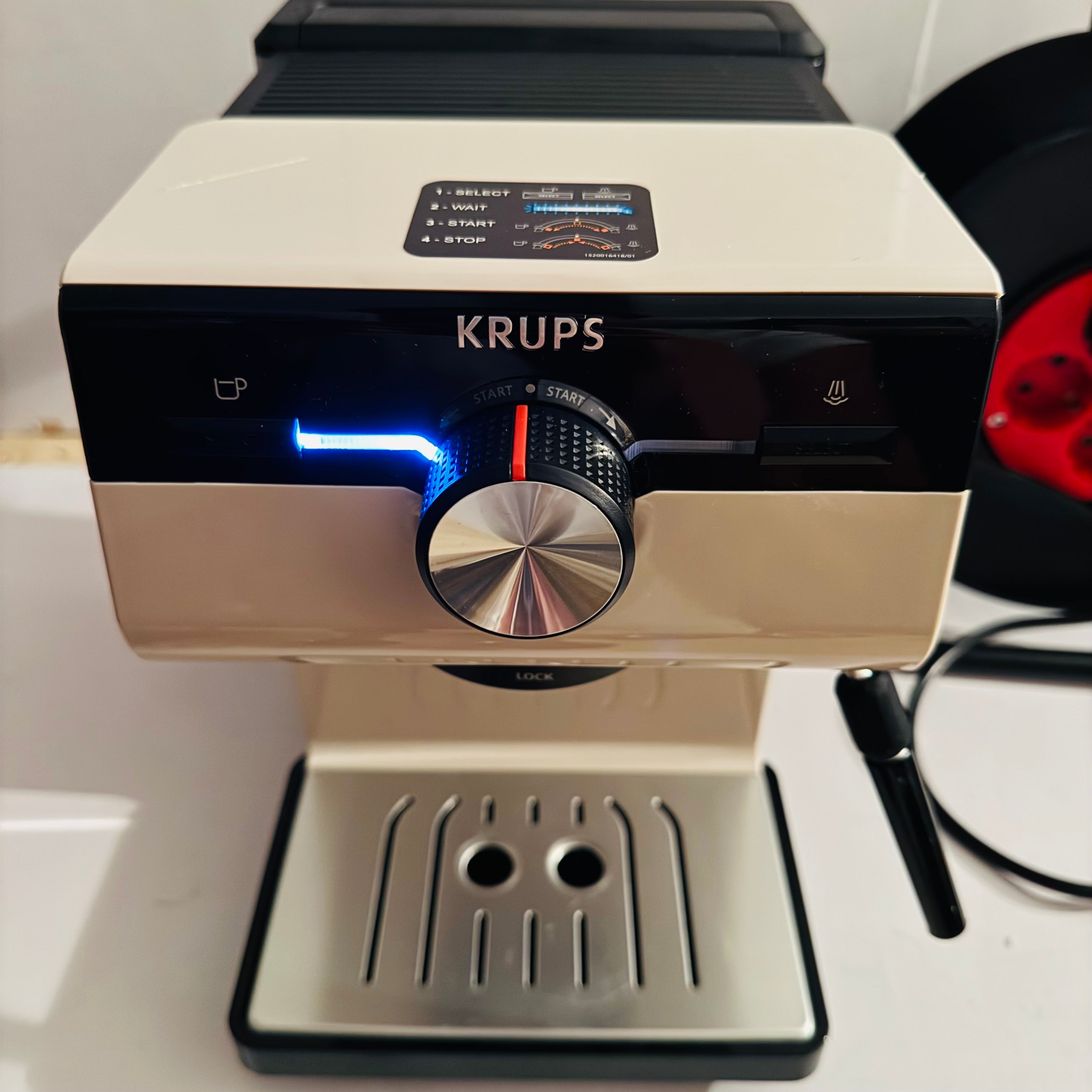 Cafetera Krups Authentic XP381B 15 bares