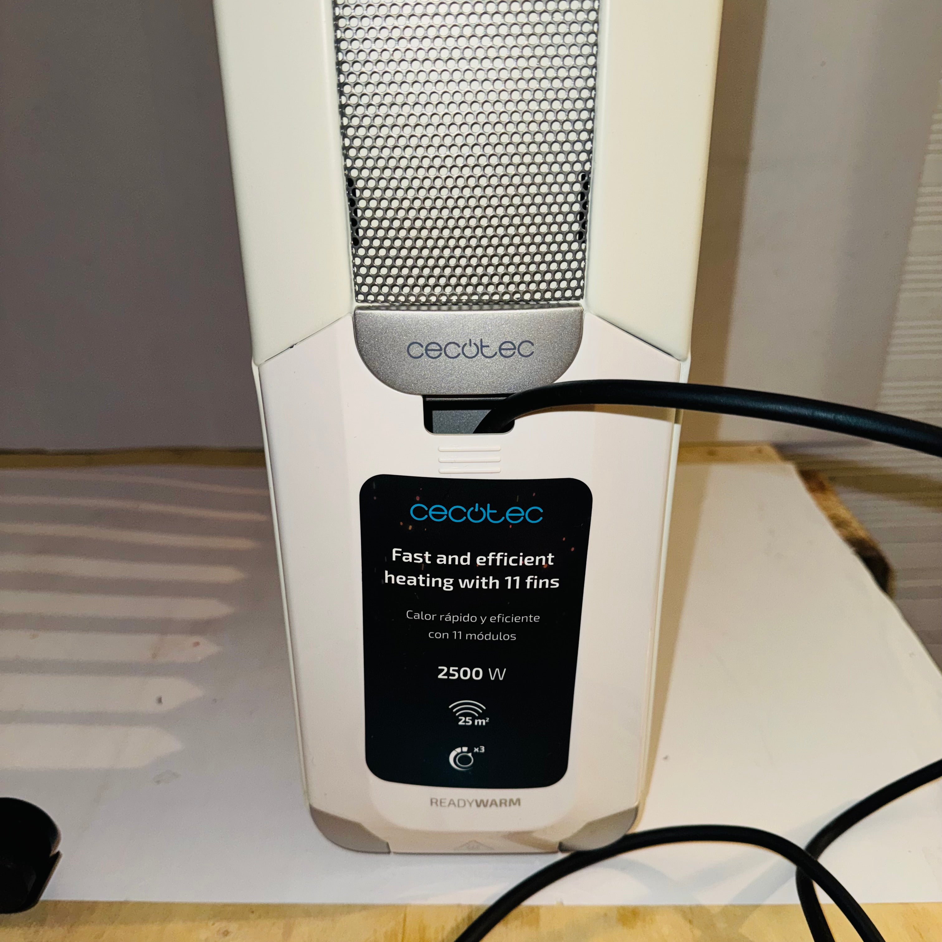 Radiador de aceite Cecotec ReadyWarm 11000 Space