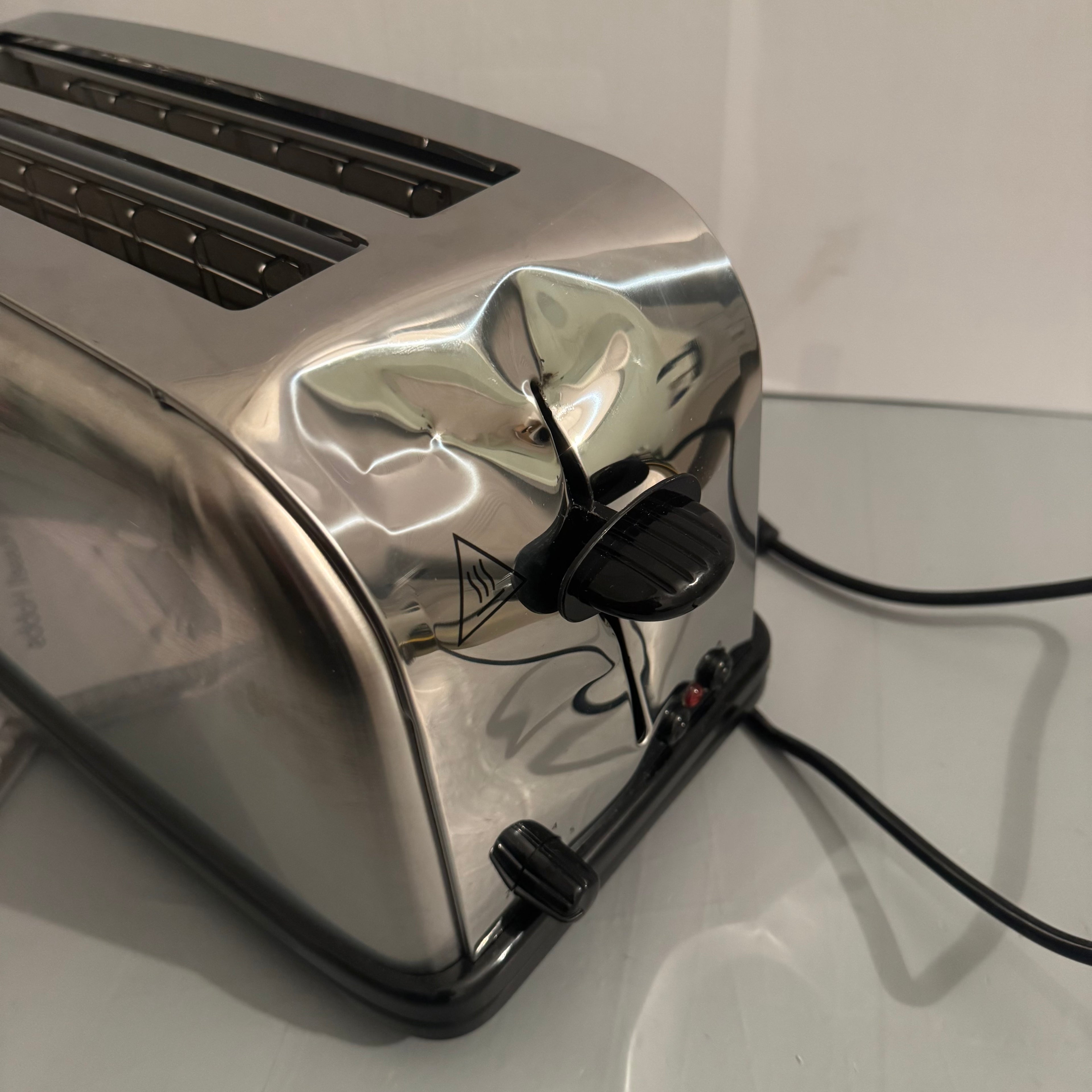 Tostadora Russell Hobbs Adventure 23610-56 4 rebanadas