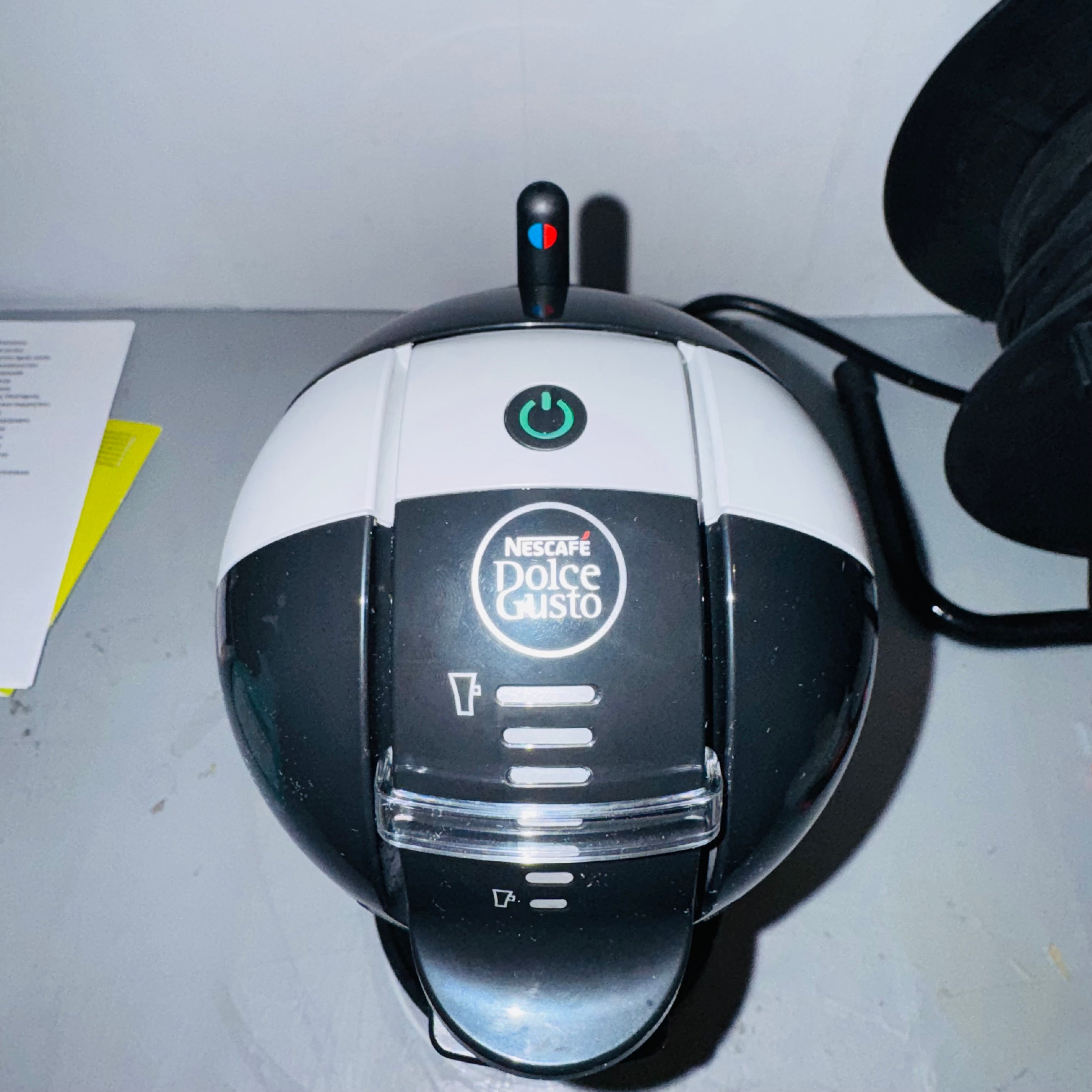 Cafetera cápsulas De’Longhi Mini Me EDG155.BG