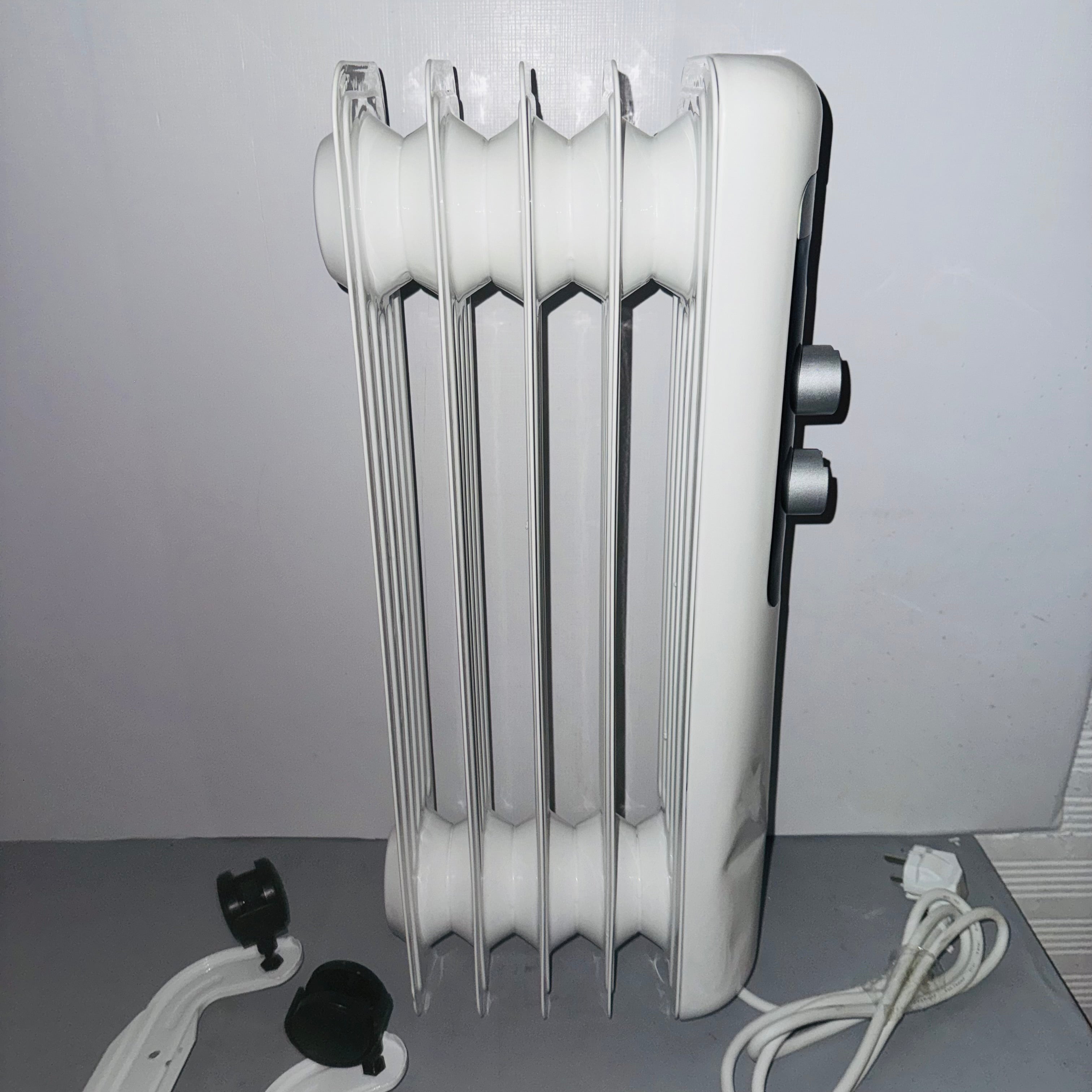 Radiador aceite Cecotec ReadyWarm 550 1000W