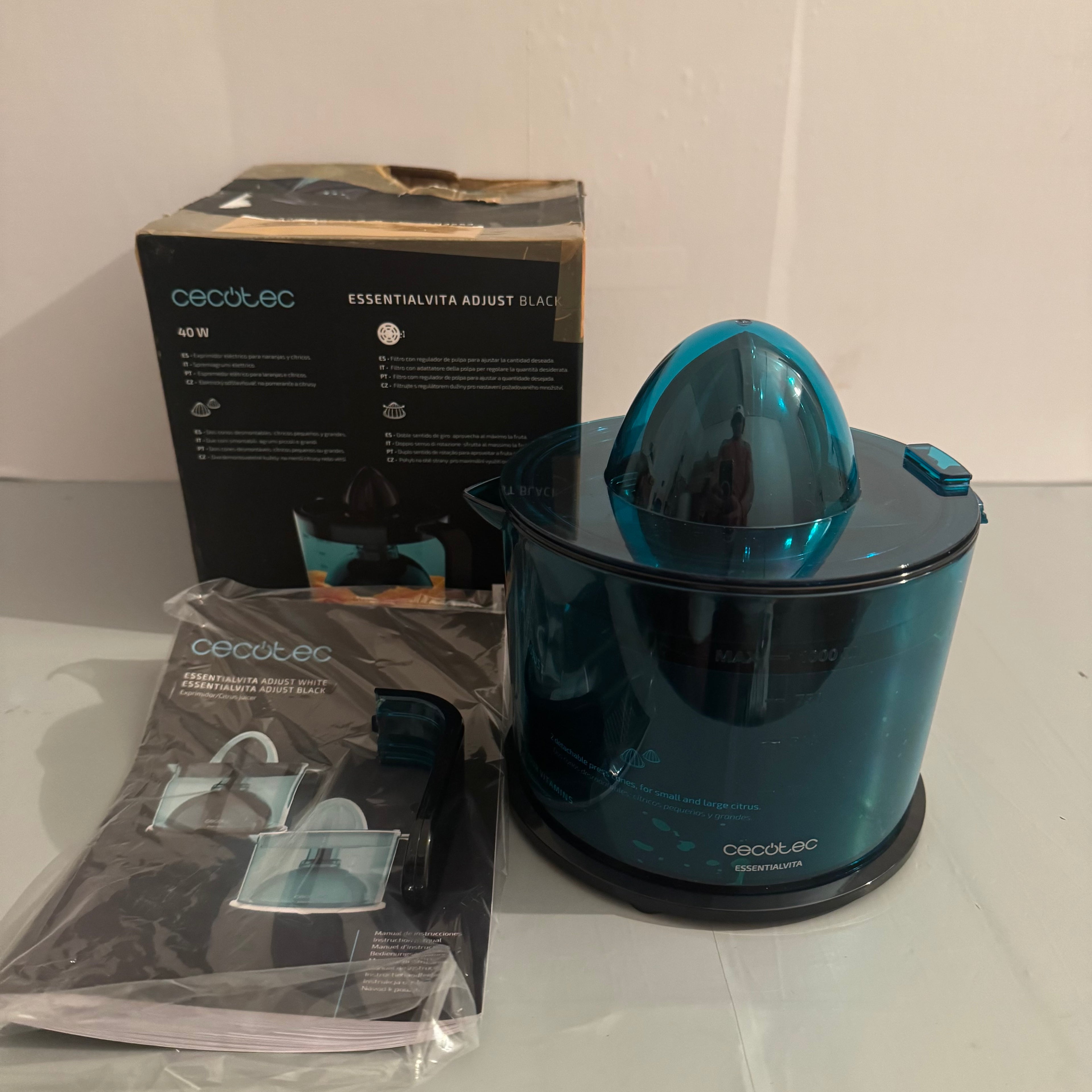 Exprimidor eléctrico Cecotec EssentialVita Adjust Black 40 W