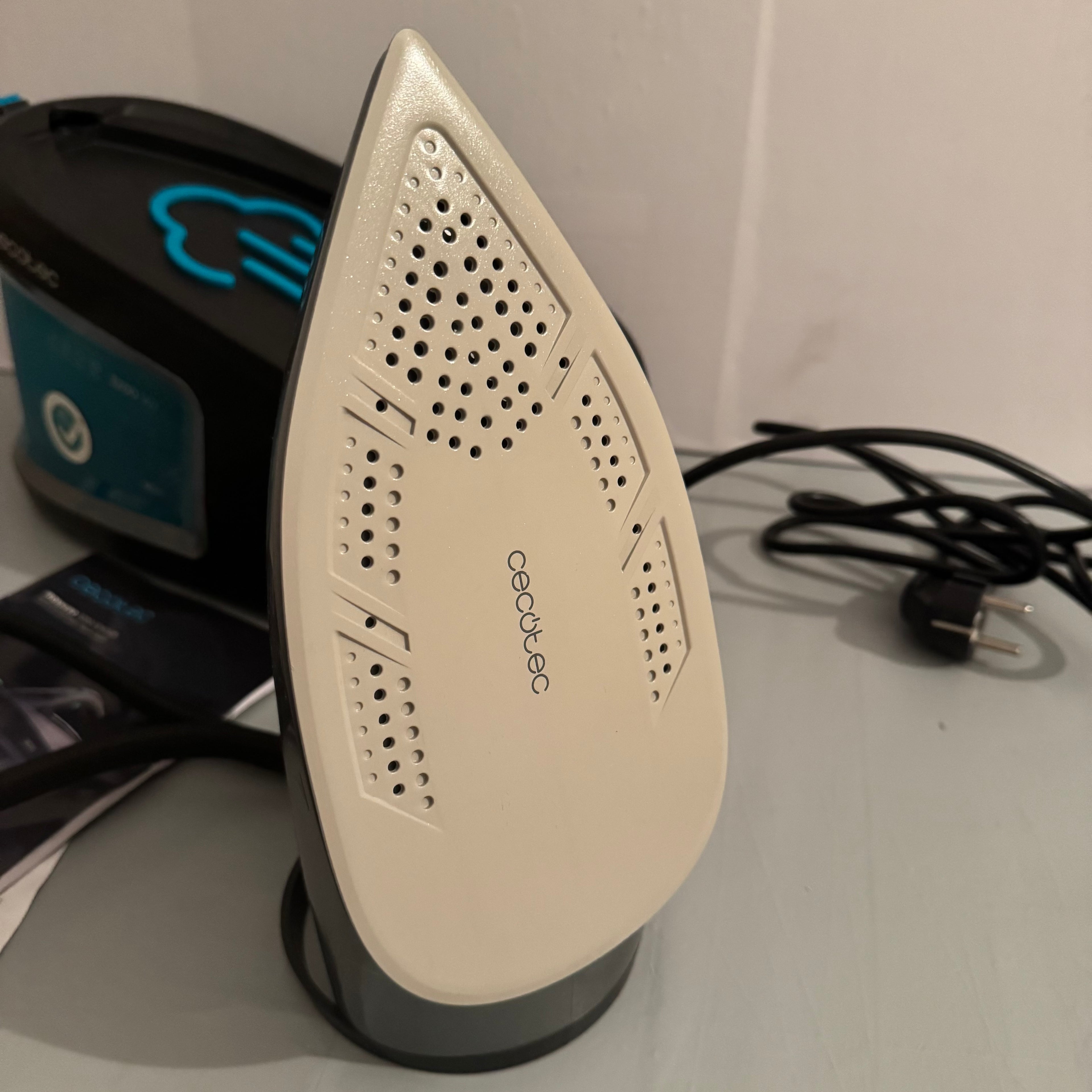 Centro planchado horizontal Cecotec IronHero 3200 Station 3200 W