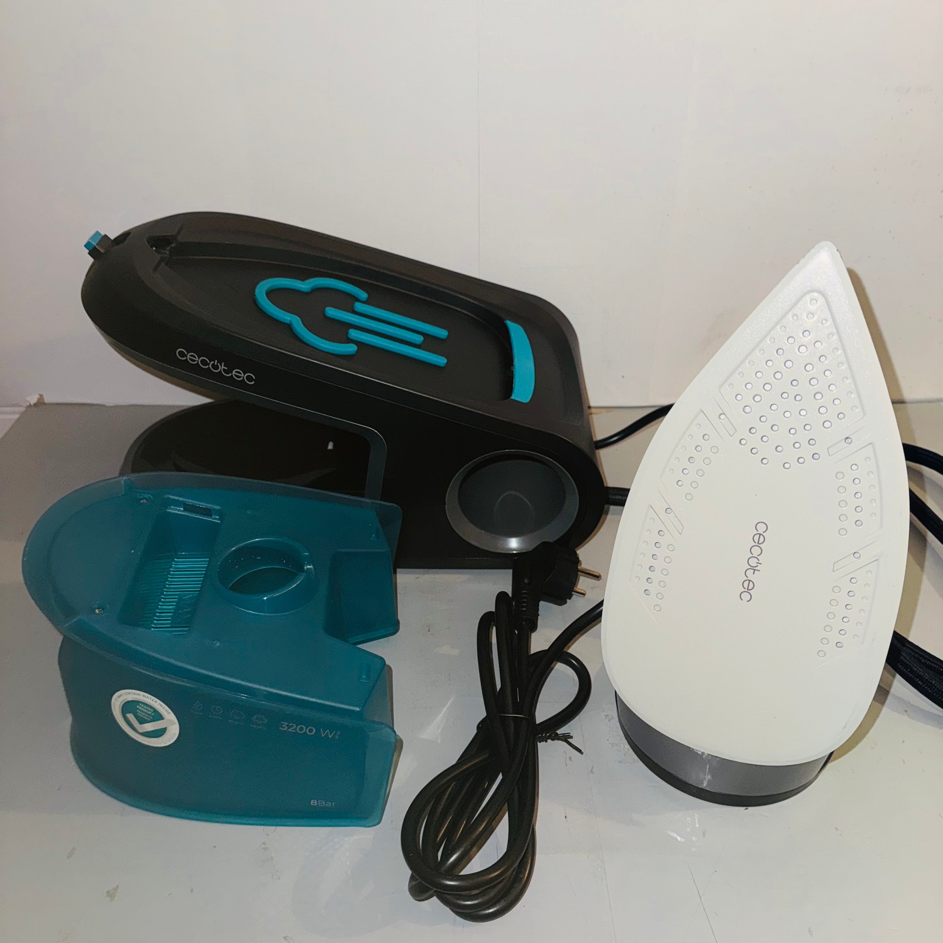 Centro planchado Cecotec IronHero 3200 Station