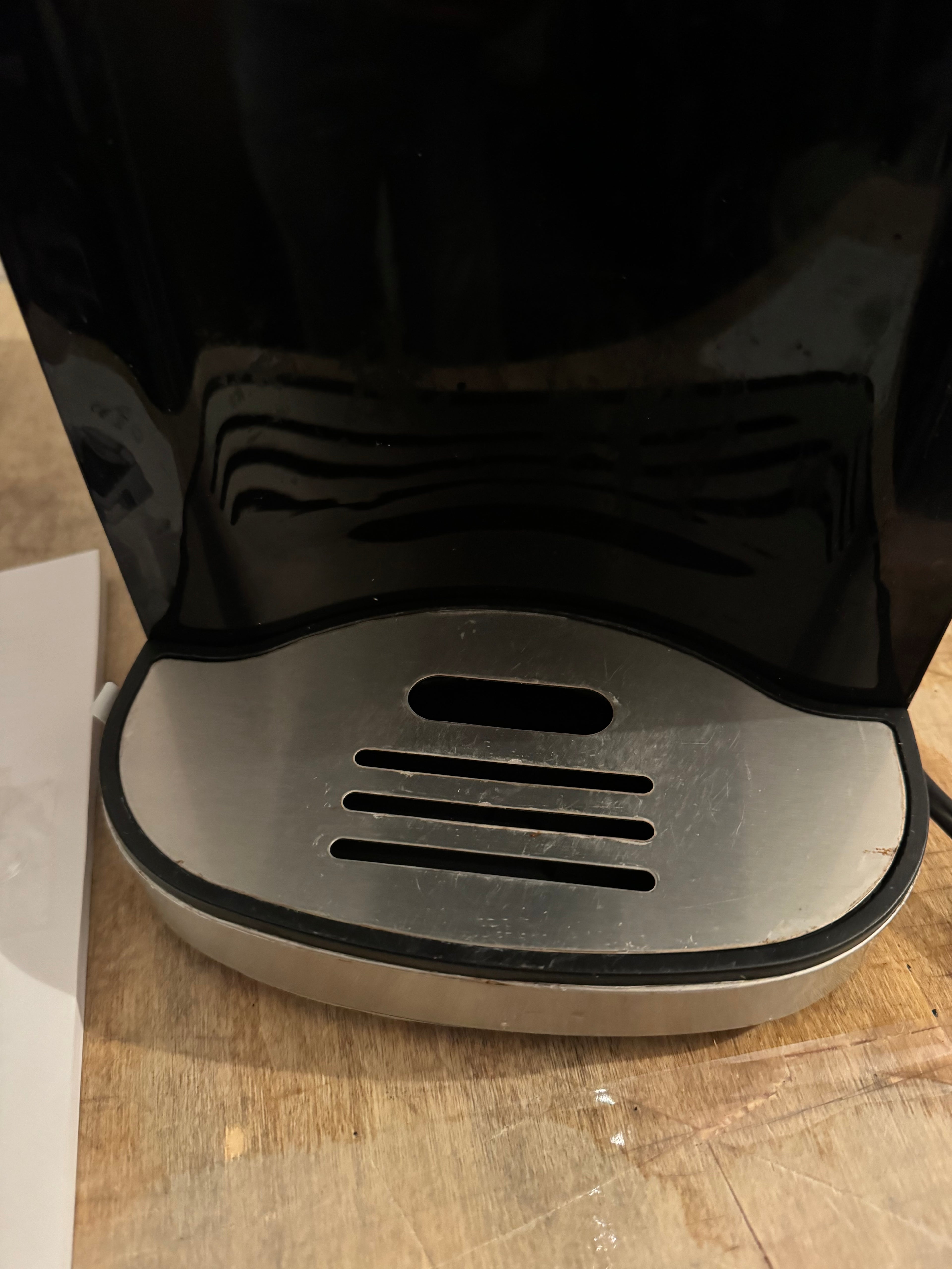 Hervidor dispensador agua caliente Caso HW 1660