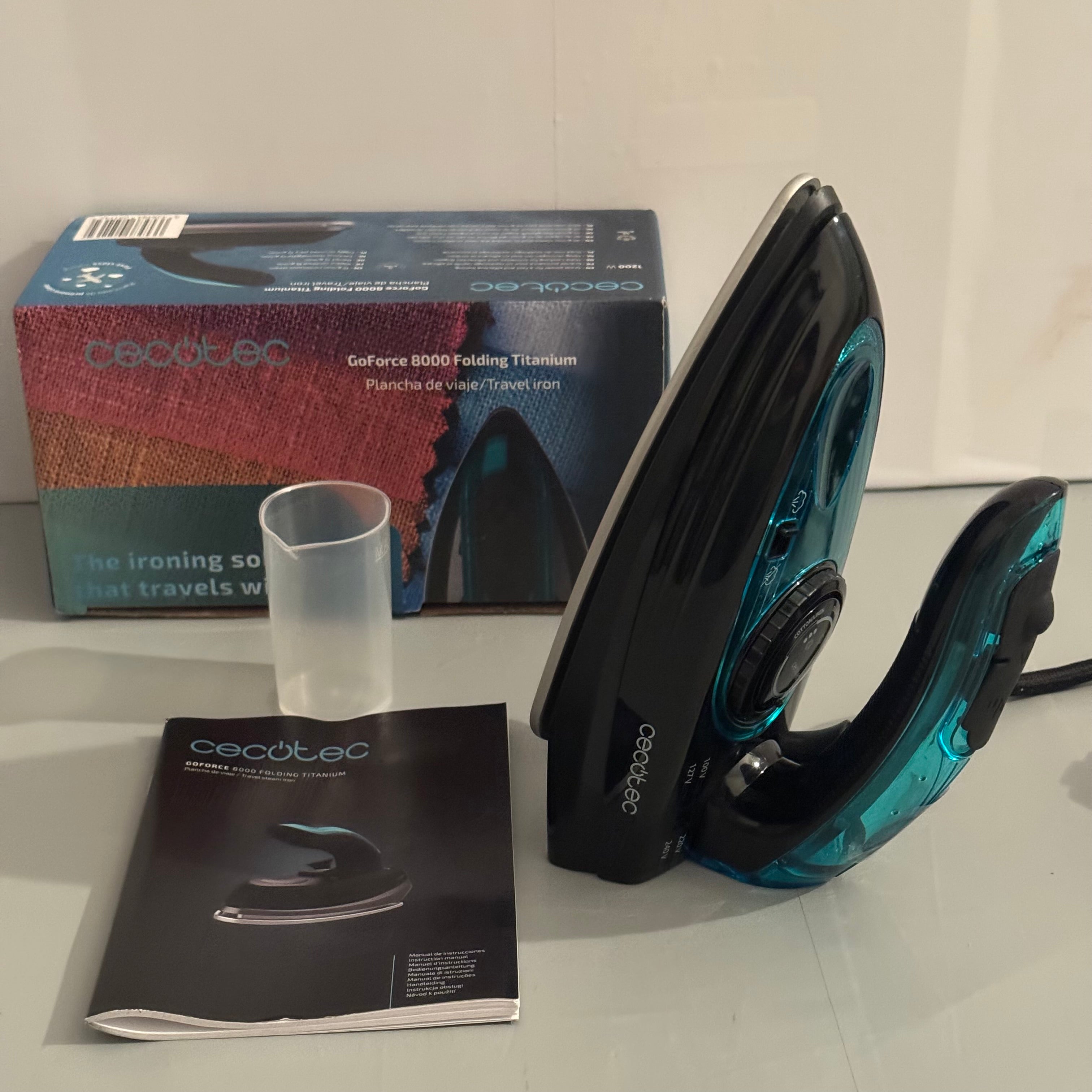 Plancha de vapor viaje Cecotec GoForce 8000 Folding Titanium