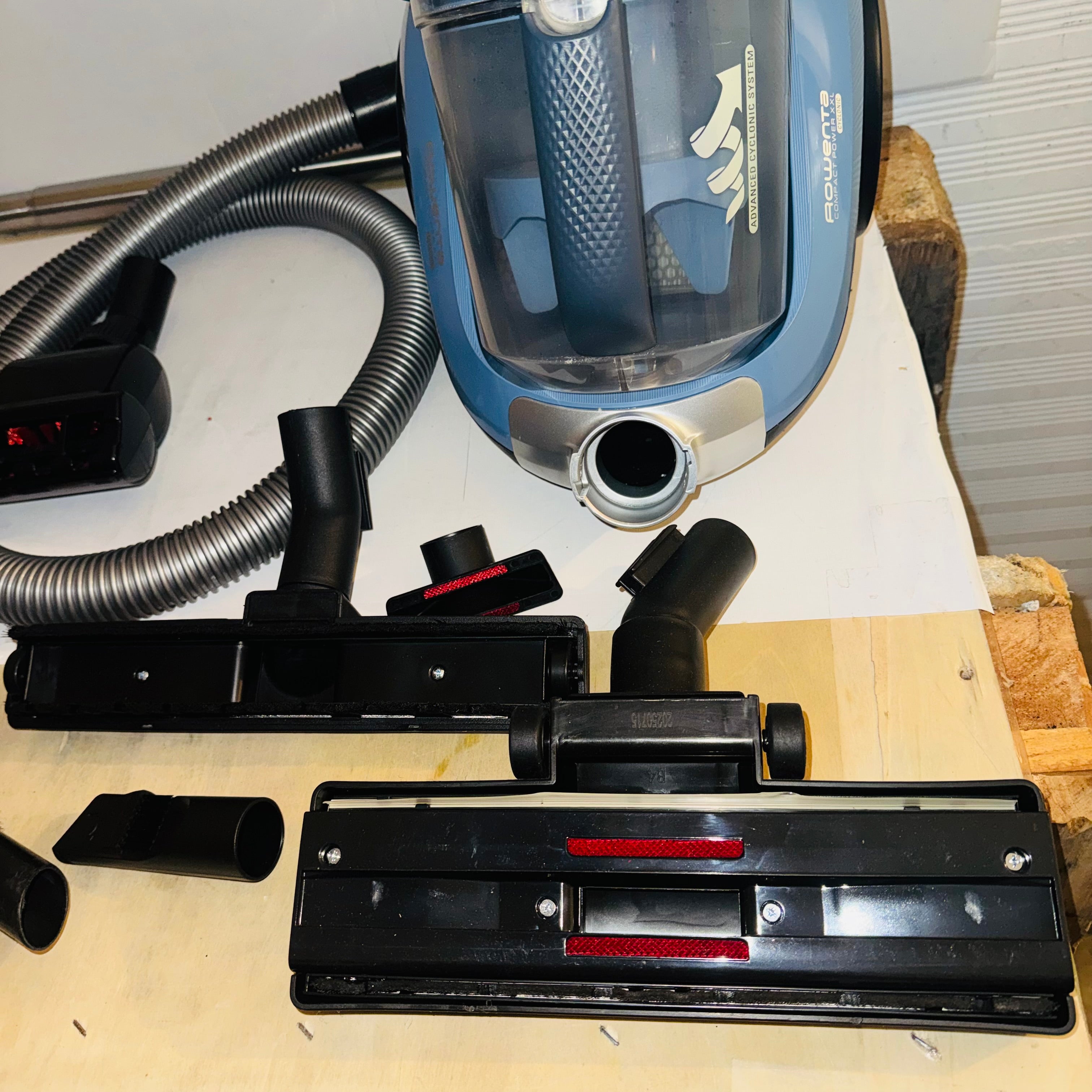 Aspiradora sin bolsa Rowenta Compact Power XXL RO4871