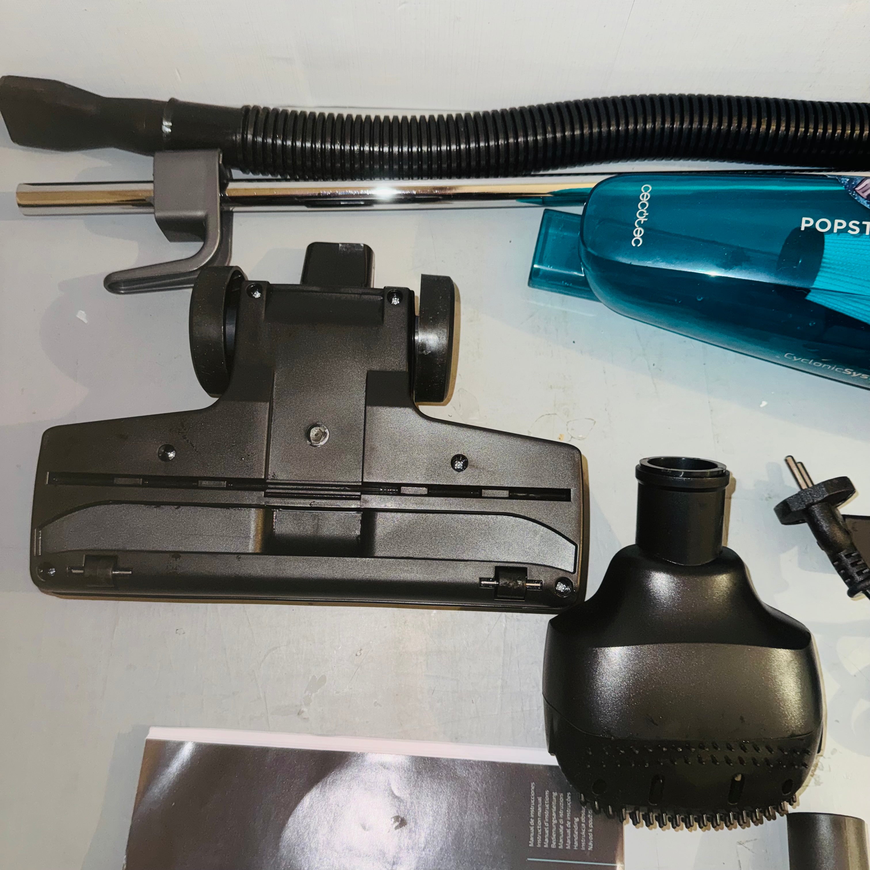 Aspiradora escoba Cecotec Conga Popstar 1500 Animal Duo