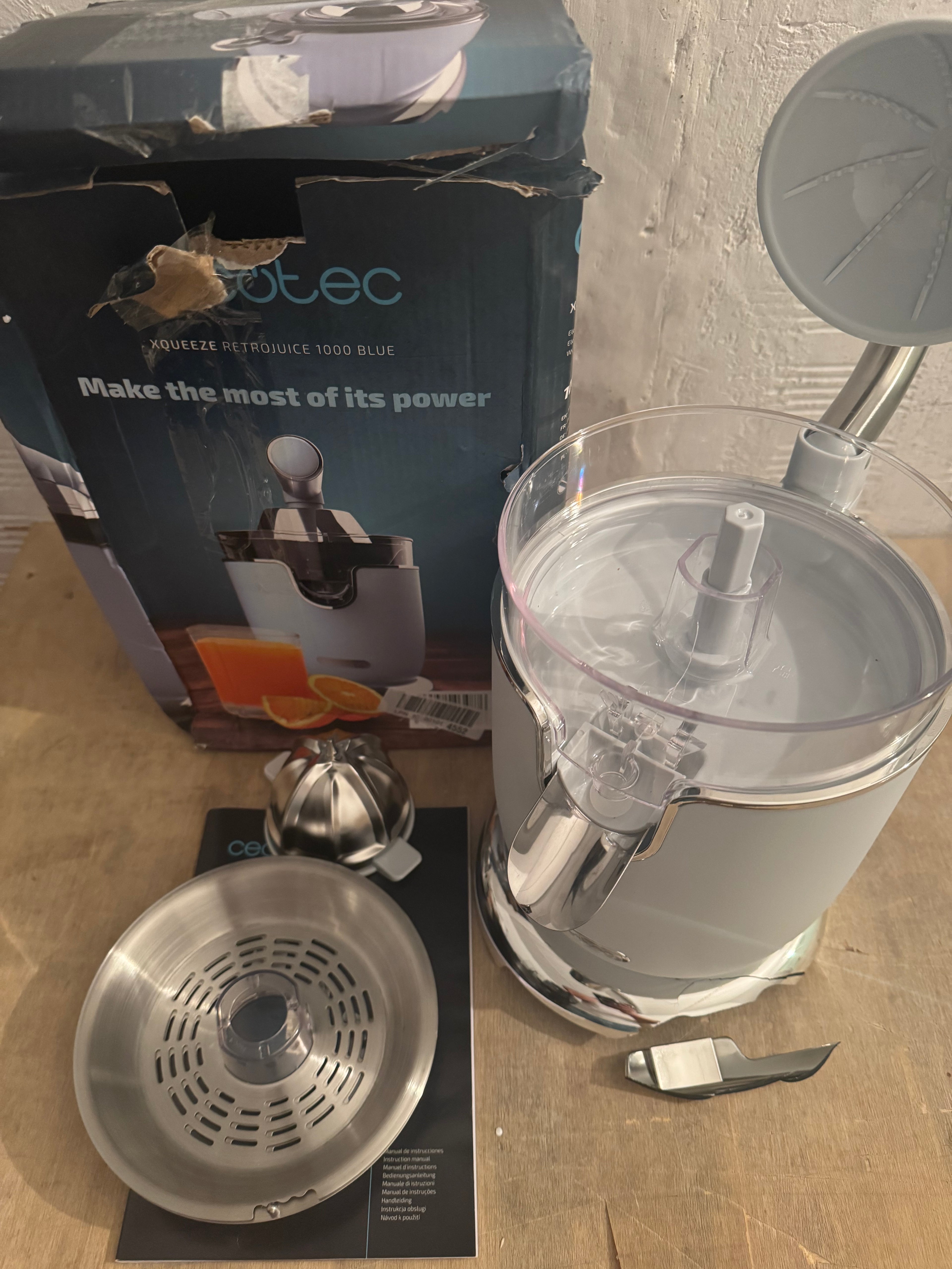Exprimidor brazo Cecotec Xqueeze RetroJuice 1000 Blue