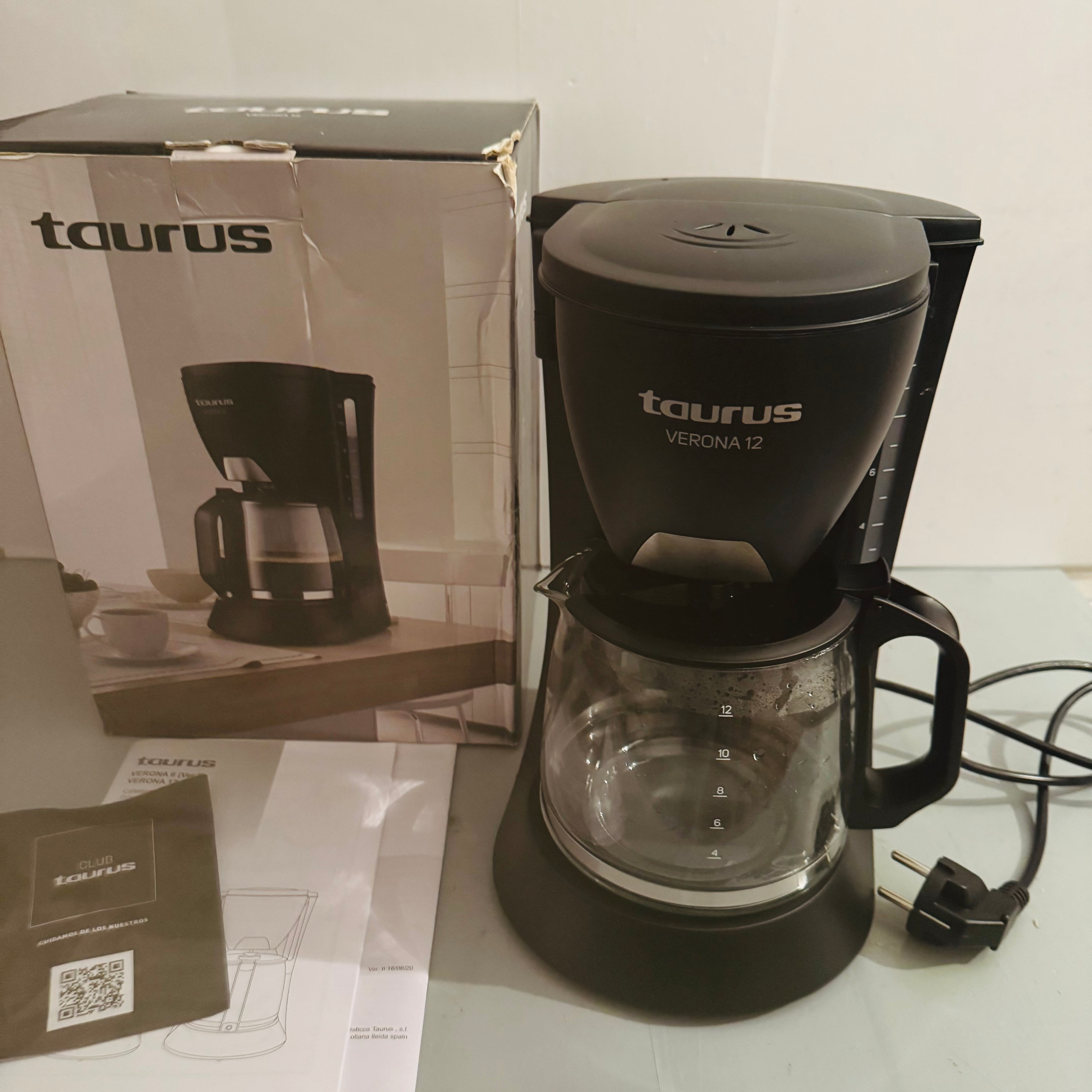 Taurus Cafetera Goteo Verona 12, 680 W, 1.2 litros, plástico, Color Negro