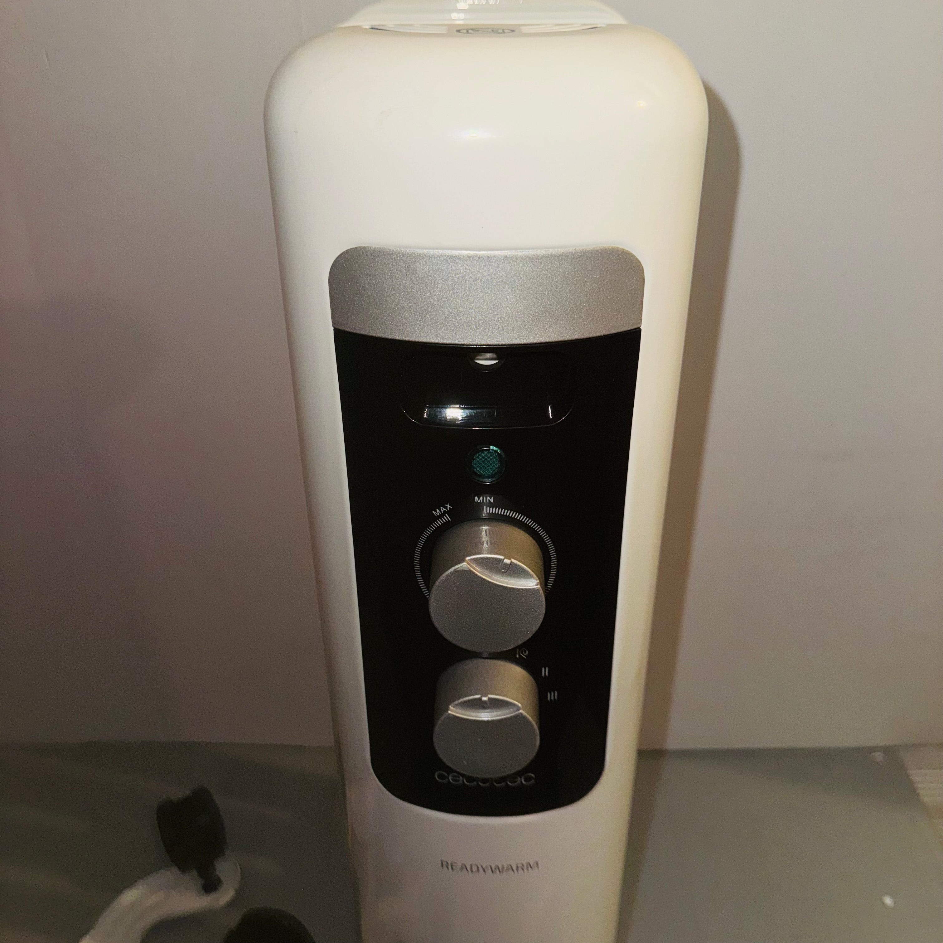 Radiador aceite Cecotec ReadyWarm 550 1000W