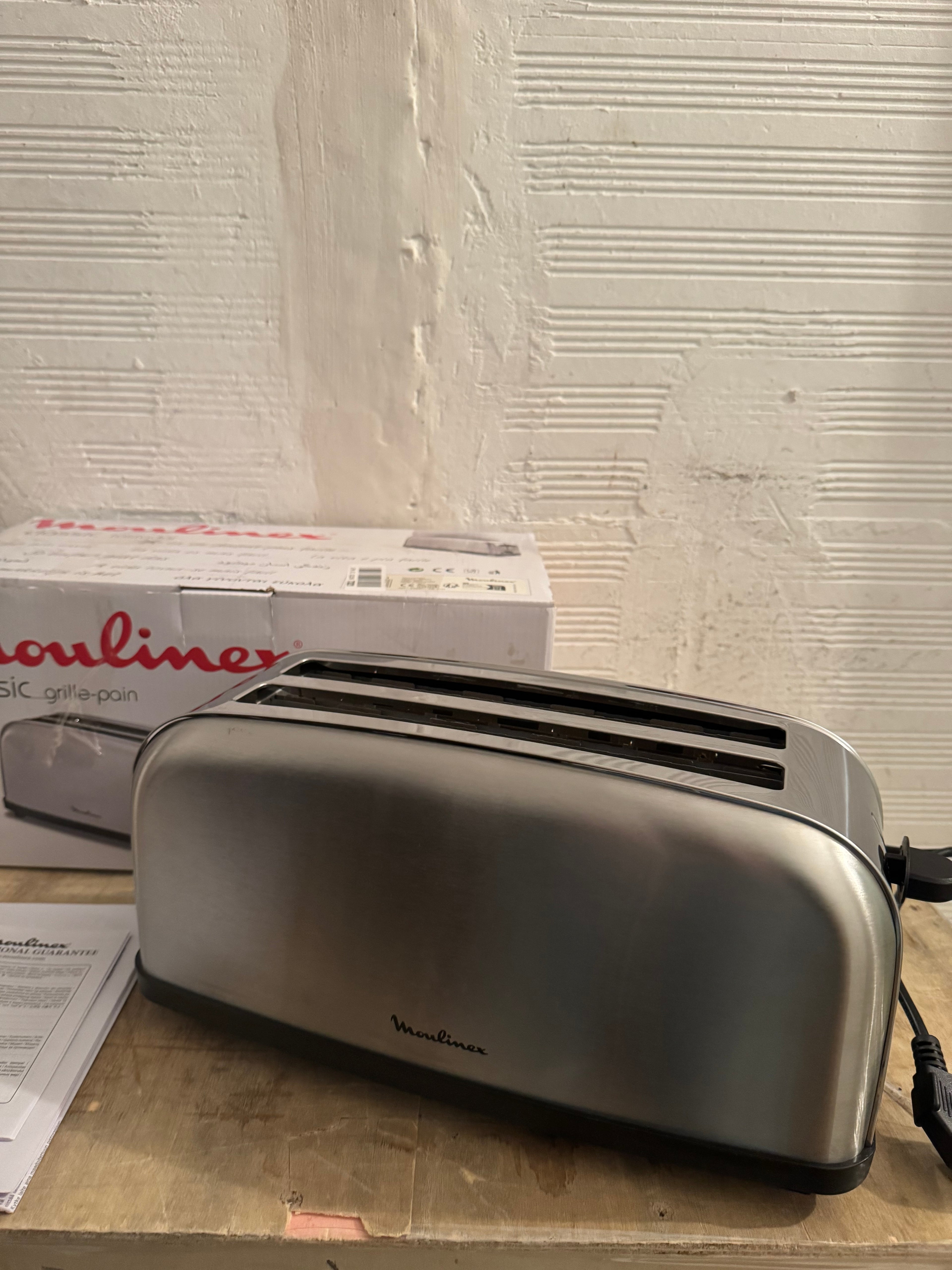 Tostadora Moulinex Classic LS330D