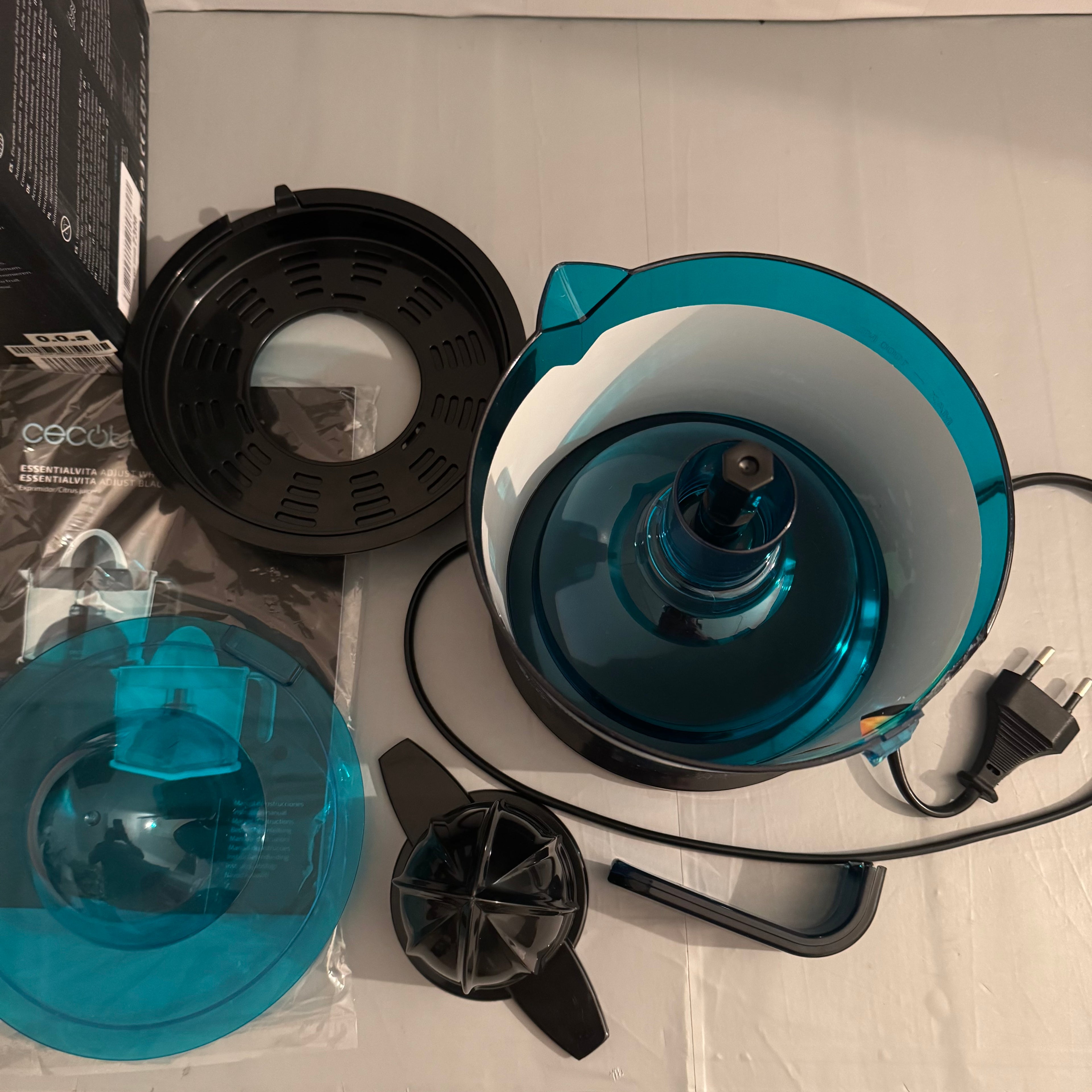 Exprimidor eléctrico Cecotec EssentialVita Adjust Black 40 W