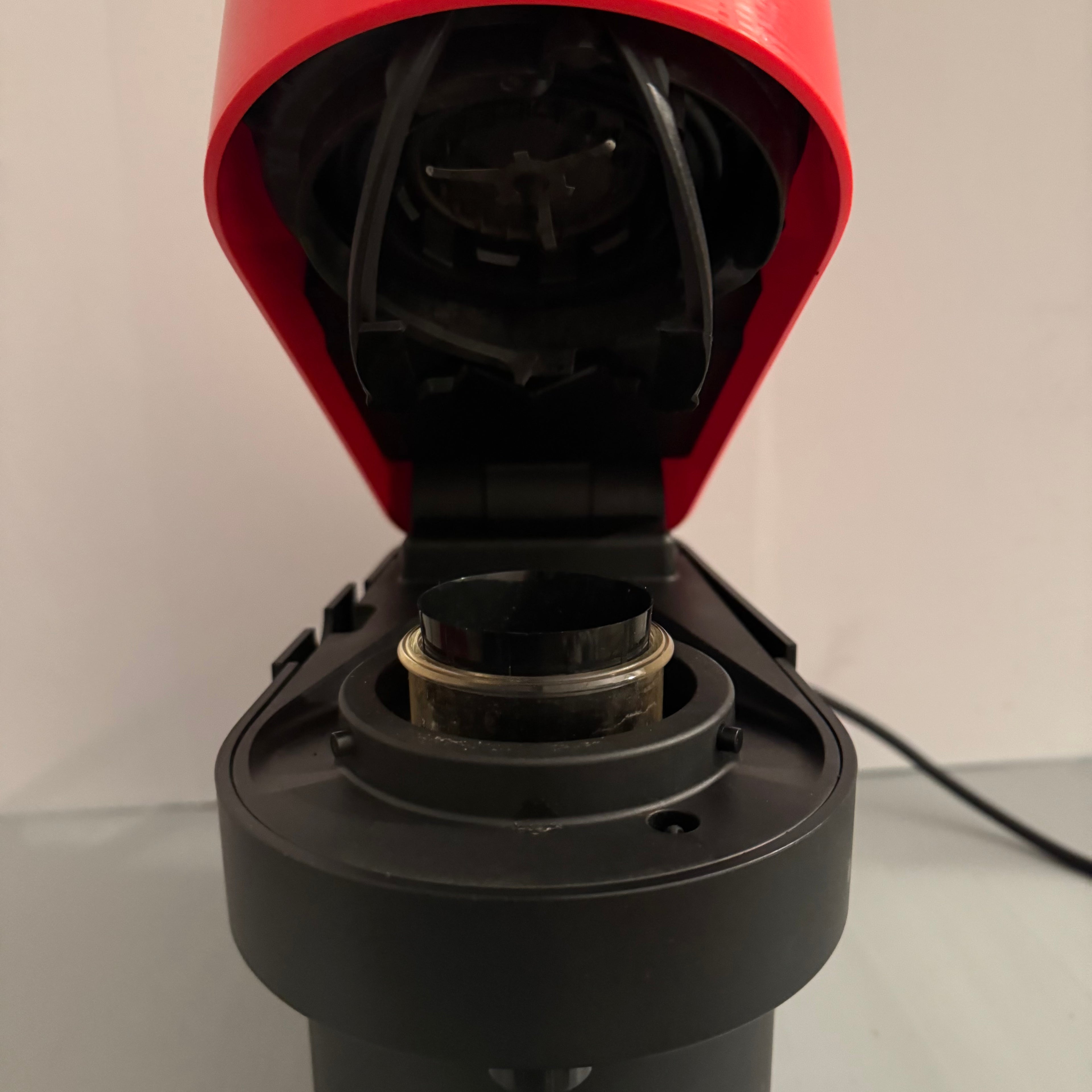 Cafetera de cápsulas Krups Nespresso Vertuo Pop XN9205 Spicy Red