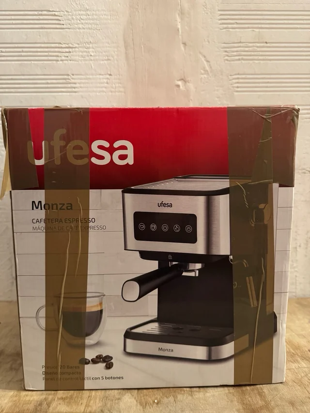 Cafetera express Ufesa Monza espresso 20 bares