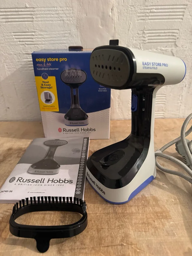 Plancha de vapor Vertical Russell Hobbs Easy Store PRO